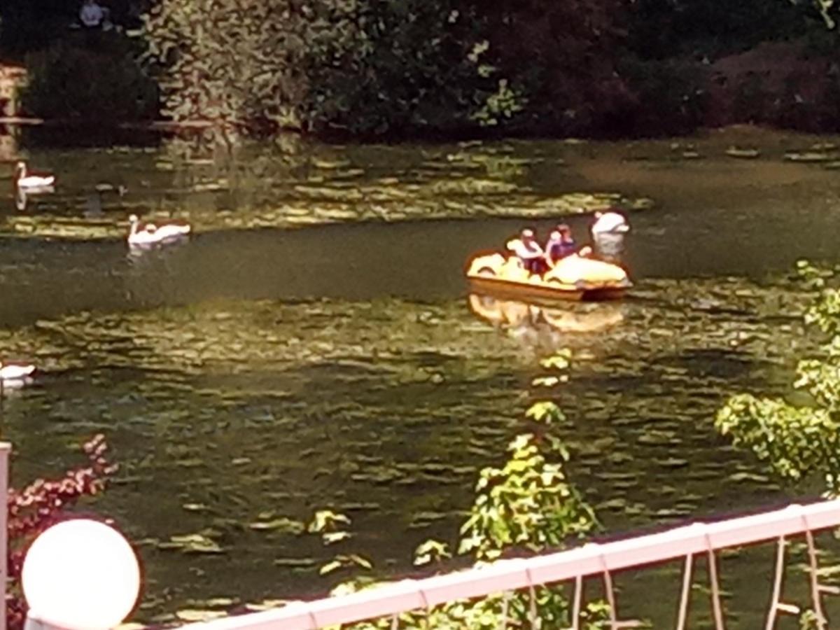 Direkt Am See Ferienwohnungen 발트에크 외부 사진